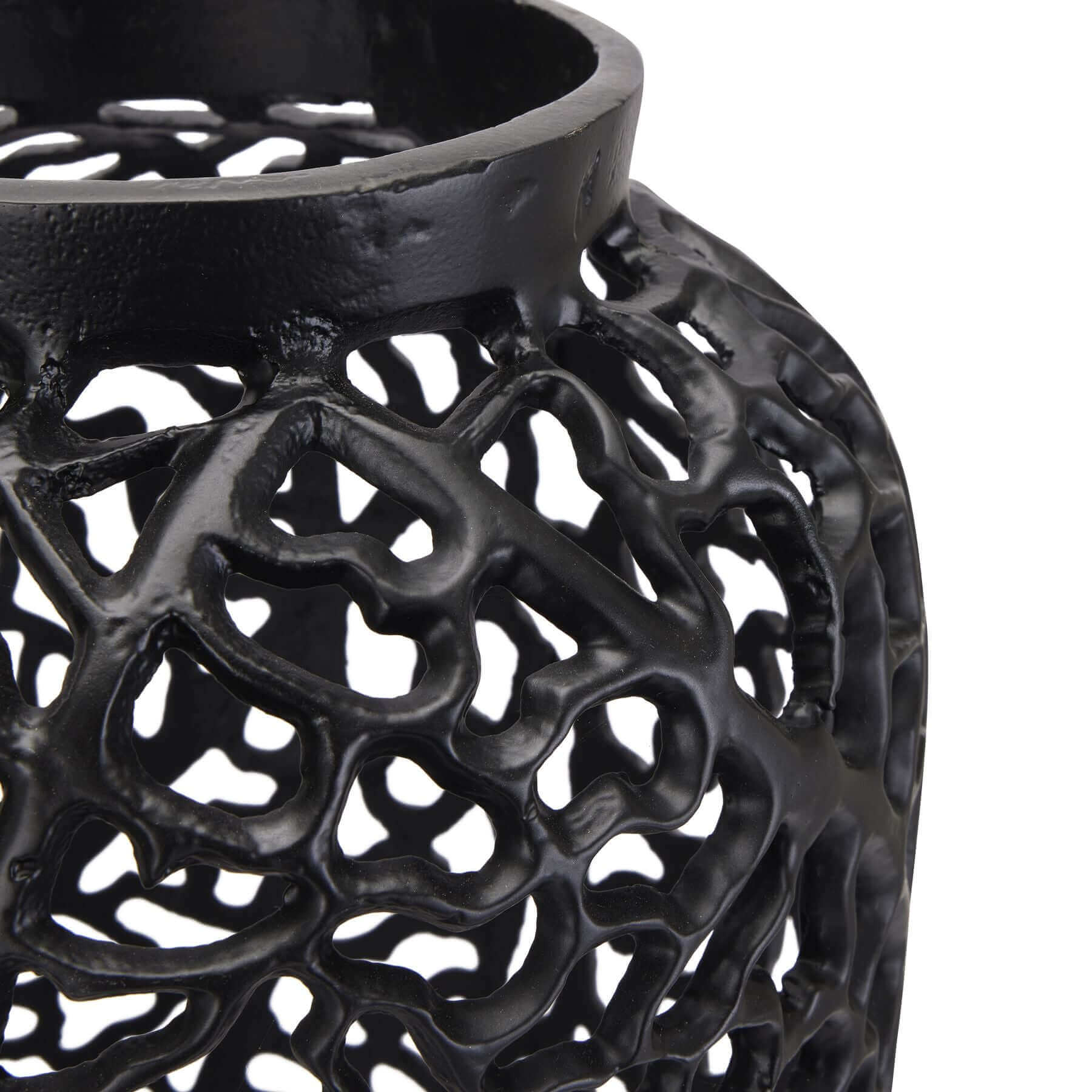 Black Cast Lattice Large Vase | Transform Your Space with the Black Cast Lattice Large Vase Description Step up your home decor game with our Black Cast Lattice Large Vase! Made of perforated steel, this floor-standing vase adds a modern touch to any room