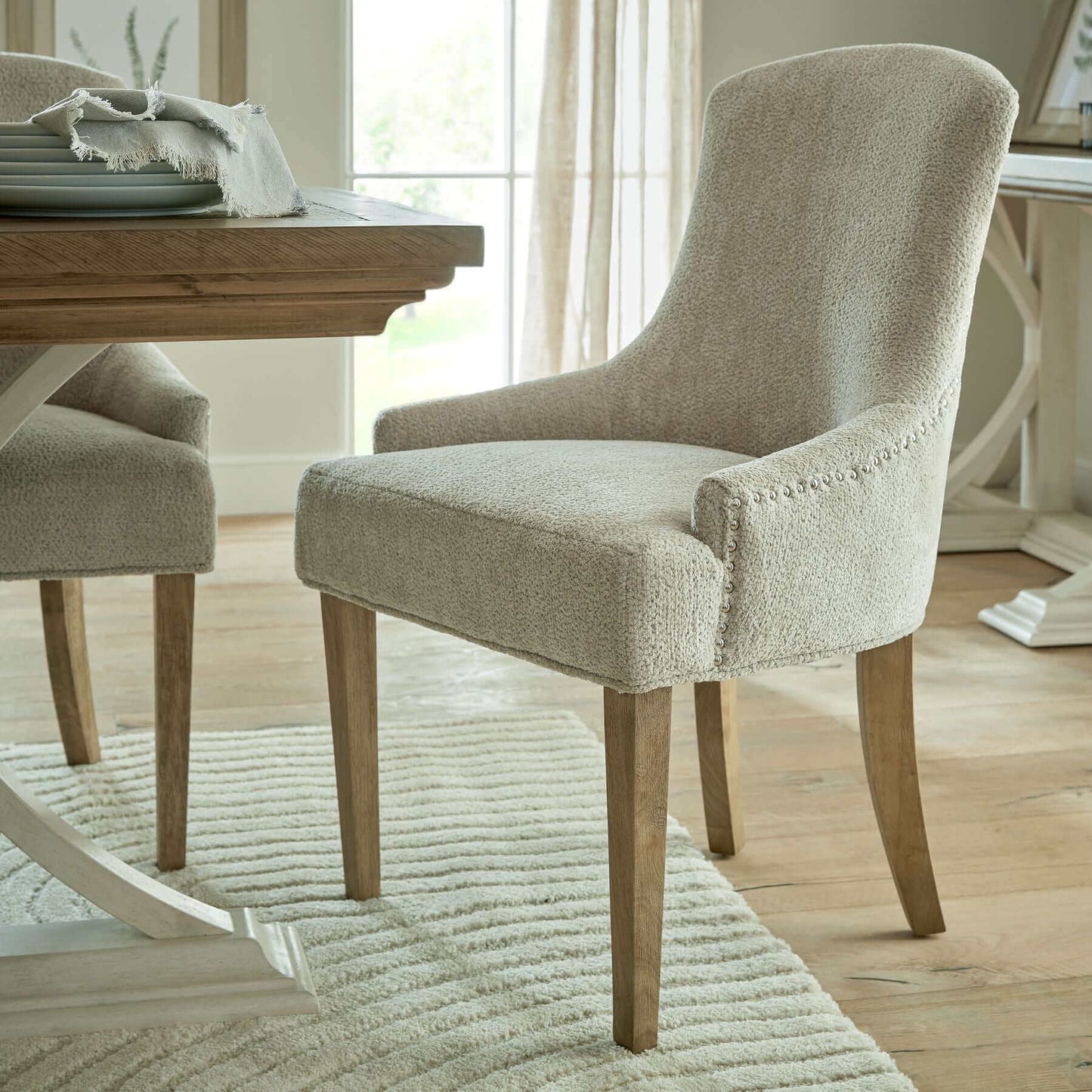 Brockham Dining Chair | Transform Your Dining Experience with the Brockham Dining Chair Description The Brockham dining chair combines unparalleled comfort and sophisticated style, perfect for any dining space. Crafted with a durable rubberwood frame and